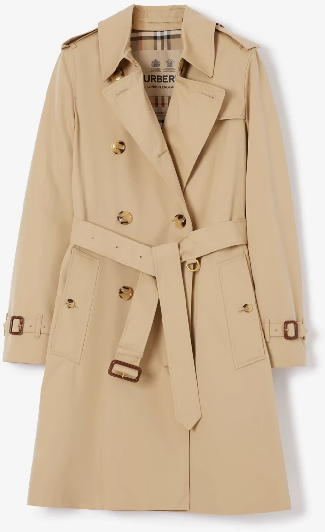 Unlock Wilderness' choice in the Burberry Vs Moncler comparison, the Mid-length Kensington Heritage Trench Coat by Burberry